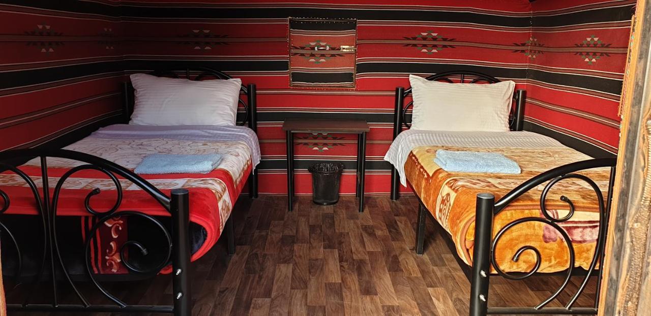 Hotel Real Bedouin Experience Tours & Camp Wadi Rum Exteriér fotografie