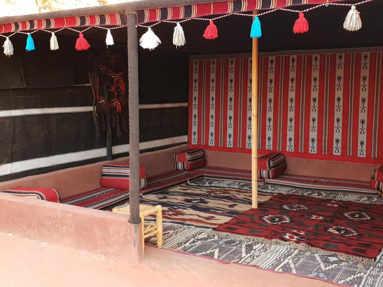 Hotel Real Bedouin Experience Tours & Camp Wadi Rum Exteriér fotografie