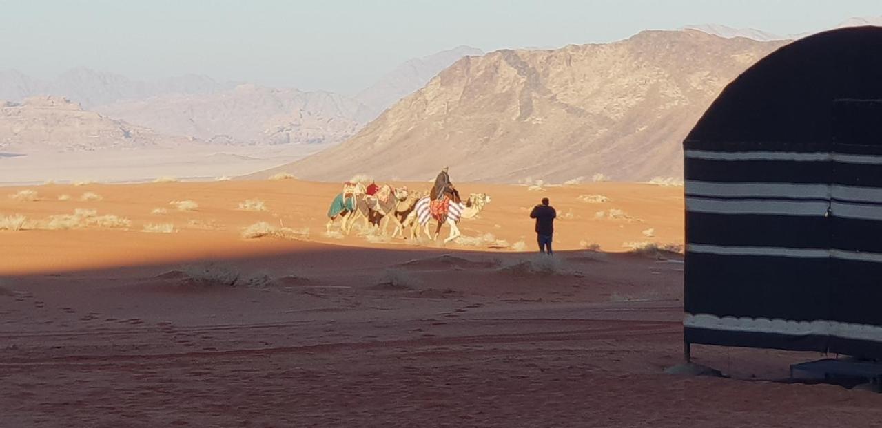 Hotel Real Bedouin Experience Tours & Camp Wadi Rum Exteriér fotografie