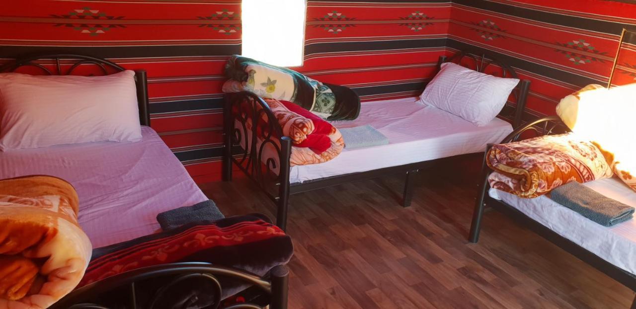 Hotel Real Bedouin Experience Tours & Camp Wadi Rum Exteriér fotografie