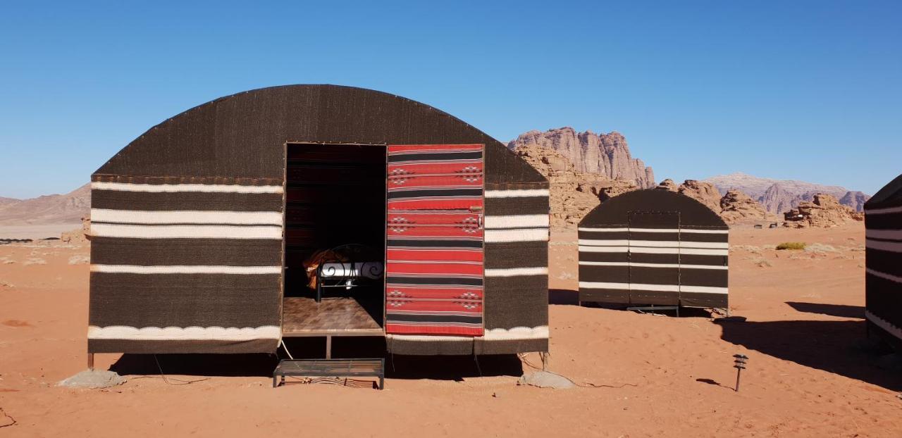 Hotel Real Bedouin Experience Tours & Camp Wadi Rum Exteriér fotografie