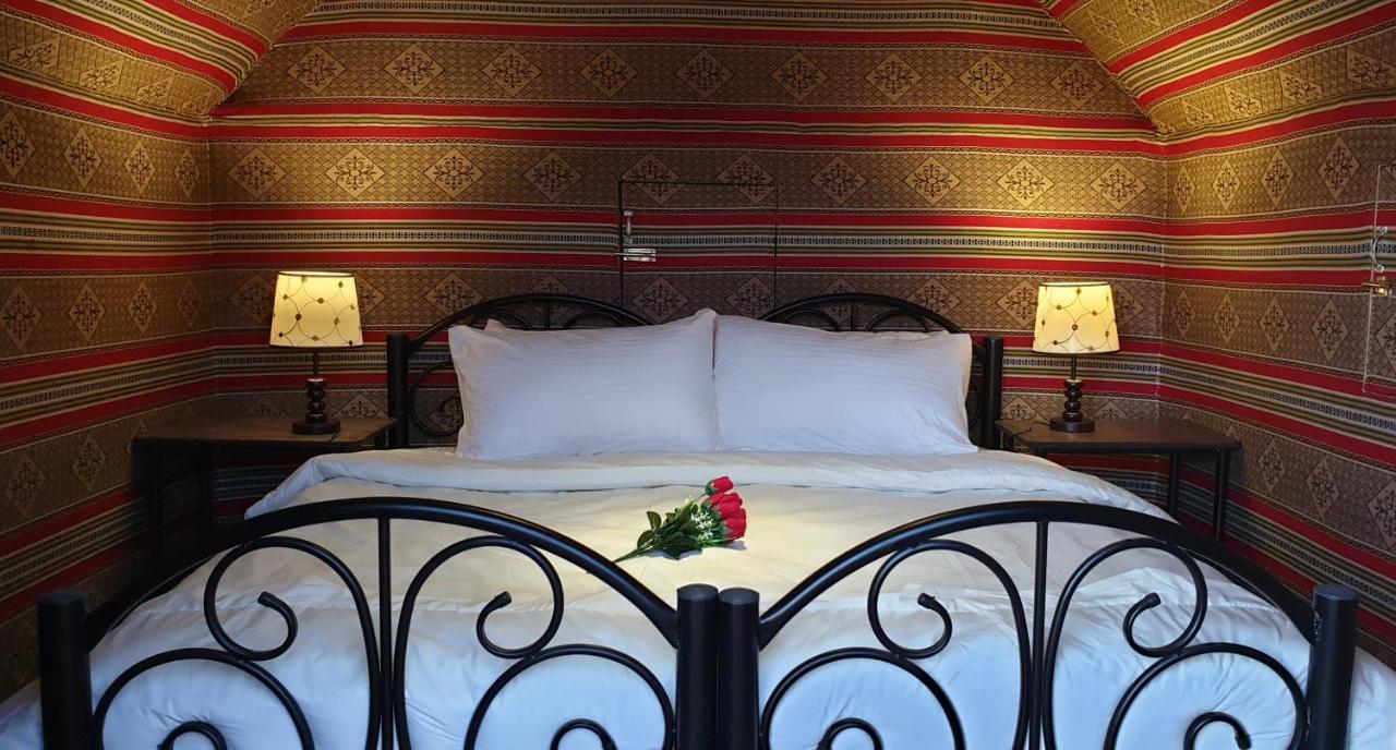 Hotel Real Bedouin Experience Tours & Camp Wadi Rum Exteriér fotografie